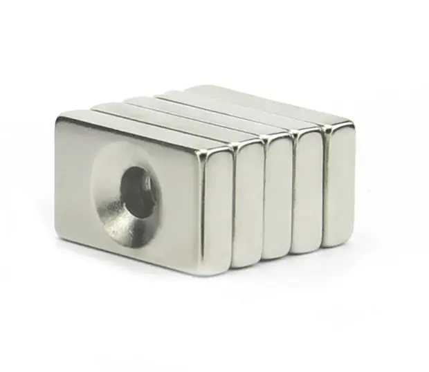 N35 - AVELLANADO 25X15X5 4D 